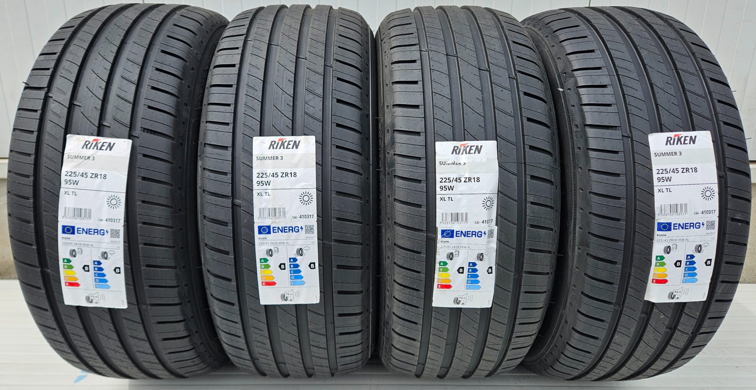 225/45 R18 95w xl RIKEN ( by Michelin) Anvelope de vara cu protectie janta B/B/71