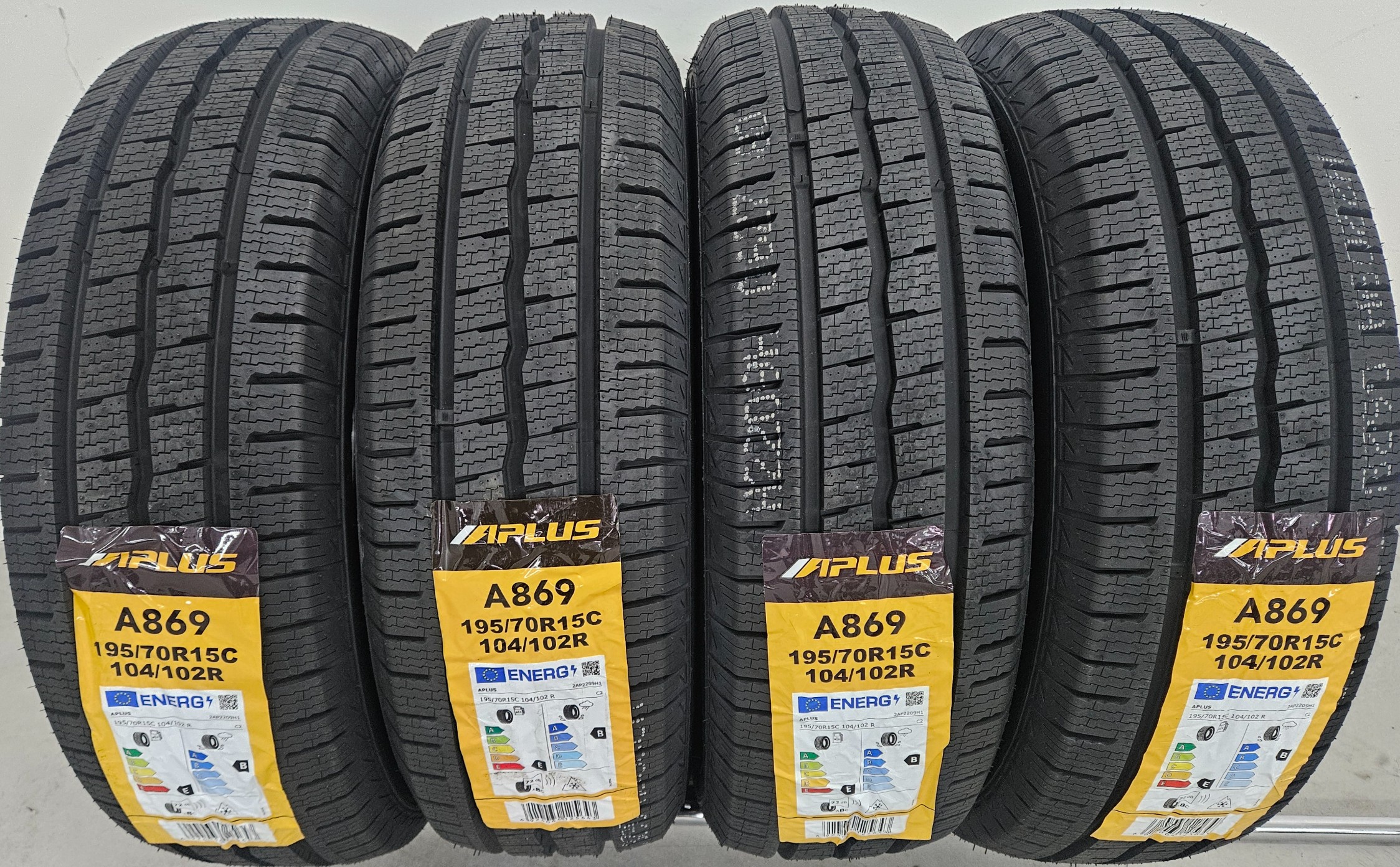 195/70 R15C, 104R, APLUS A869, Anvelope de iarna M+S